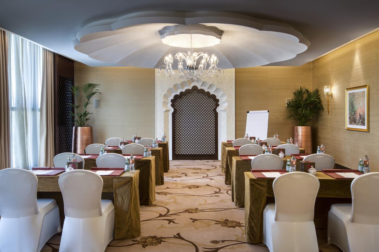 Bab Al Qasr Residence Abu Dhabi Exterior photo